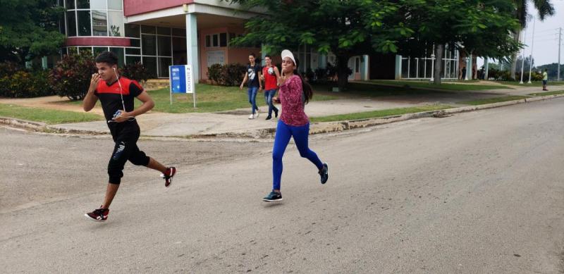 Primer escaño en la carrera universitaria, por segunda ocasión en la UCI, para Greivic González Lorenzo de la Facultad de Tecnologías Educativas. 