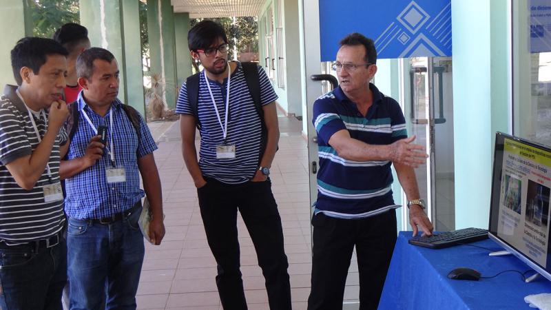 Presentación de la ponencia “Experiencias en el empleo de dispositivos móviles como medio de enseñanza – aprendizaje en las Ciencias sociales”. 