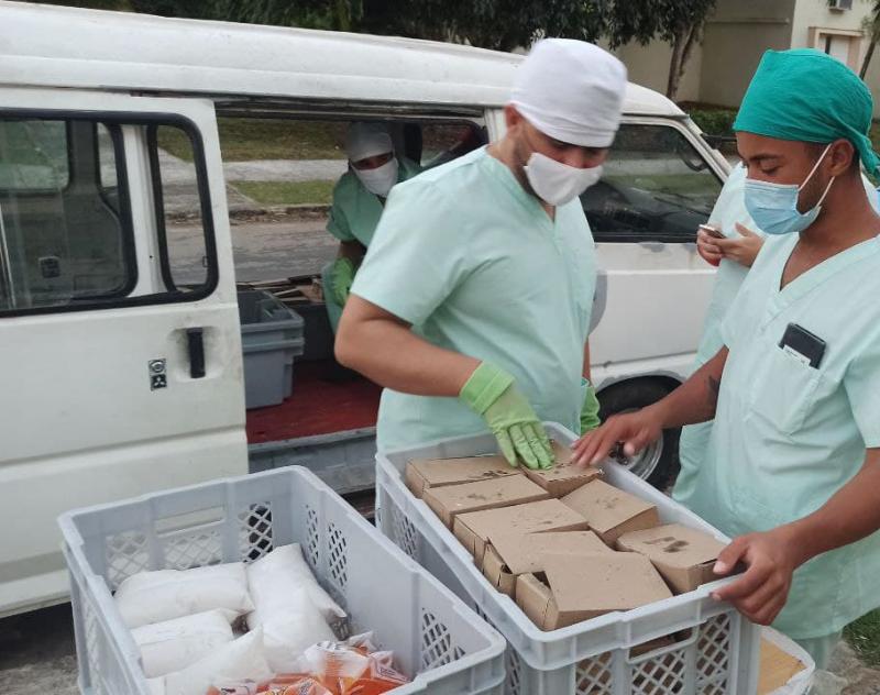 Jóvenes voluntarios