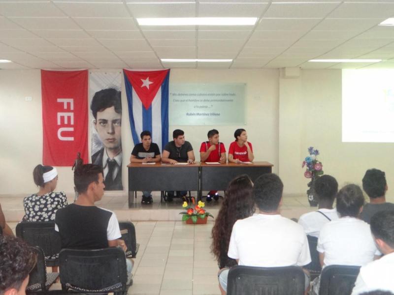 Momentos de la apertura del Fórum de Historia en la Facultad 2.