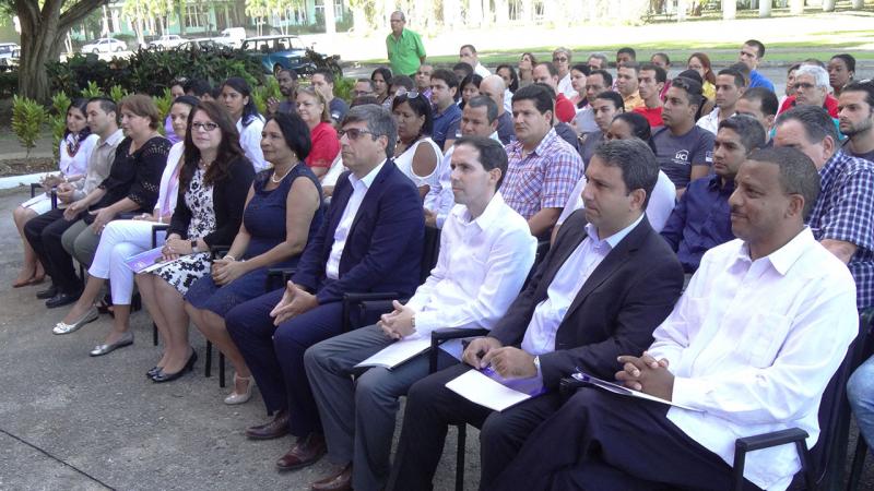 Inauguración de la Academia Cisco en la UCI. 