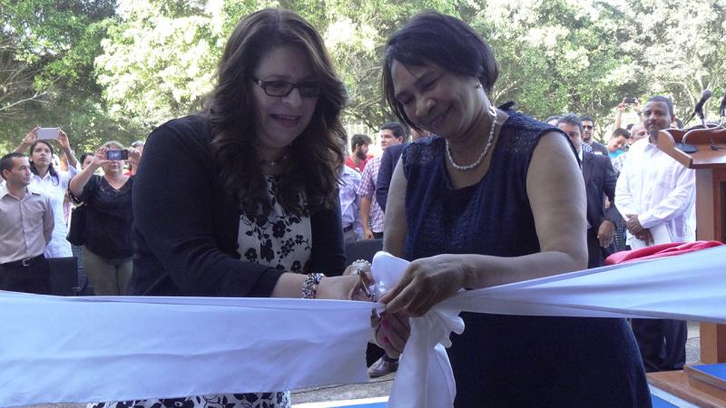 La Academia fue inaugurada por la rectora de la UCI Dra. C. Miriam Nicado García y la la vicepresidenta de Asuntos Corporativos de Cisco, Laura Quintana. 