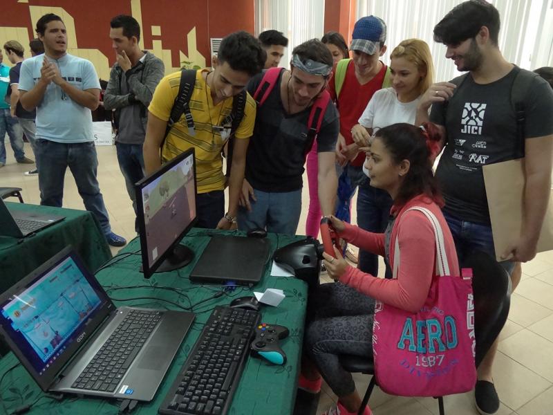 Feria de productos y servicios de la UCI en II Jornada Científica del Ingeniero en Ciencias Informáticas (JICI). 