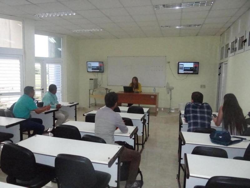 Sesionaron las Comunicaciones breves y la segunda parte de los Cursos cortos en el evento de las ciencias matemáticas.