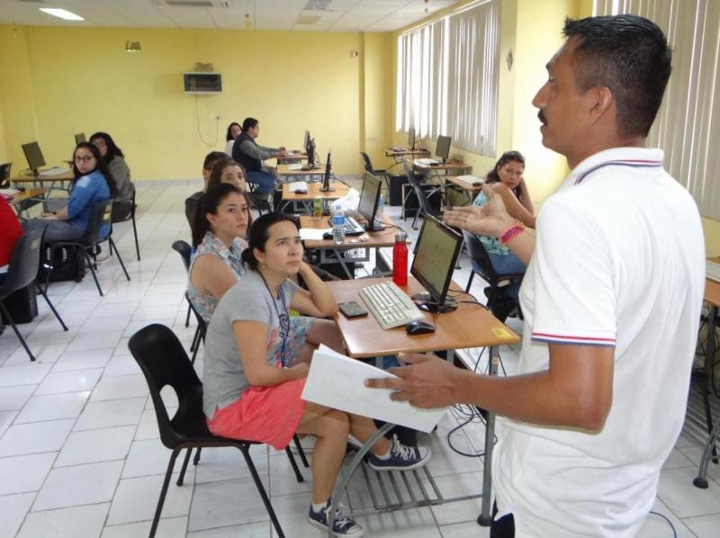 Sesión final de los talleres de la Relme 33.