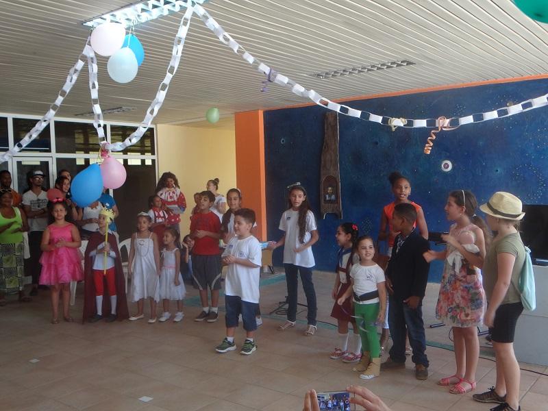 Actividad de la UCI para los niños de la Escuela Especial Solidaridad con Panamá.