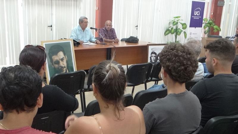 Encuentro con el general de brigada Enrique Acevedo González. 