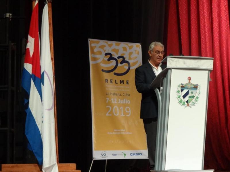 El profesor español Tomás Ortega impartió la conferencia magistral “Errores didácticos”.