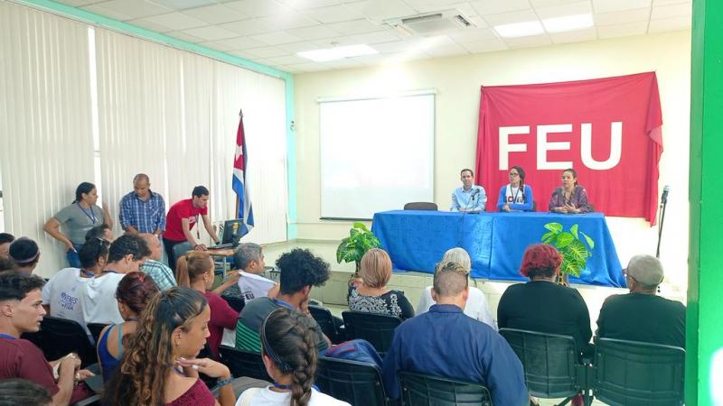 X Congreso de la FEU en la UCI.