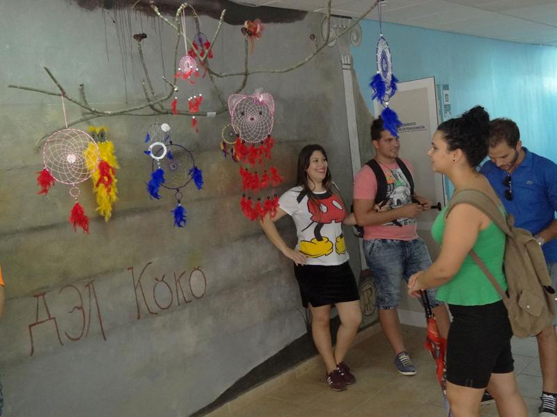 Variadas resultaron las iniciativas de los estudiantes en la manifestación de artes plásticas. 