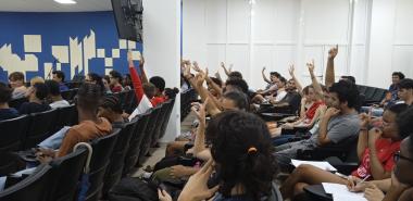 Los representantes de la carrera expresaron sus consideraciones sobre el proceso docente educativo, la enseñanza- aprendizaje, su participación en proyectos de Extensión universitaria, entre otros temas. Foto: Thaimarys Acosta Gómez