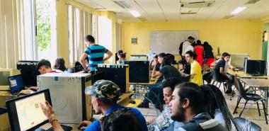 El 2.º Hackathon de Ciberseguridad de la UCI resultó otro de los eventos que prestigió la jornada.