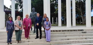 Visita la UCI la Rectora de la Universidad Estatal Lingüística de Moscú.