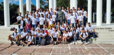 Acto de culminación de estudios de la Facultad 2.