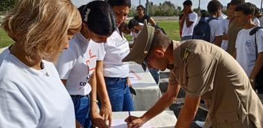 Acto de juramento de ingreso de los estudiantes de primer año a las MTT, se dedica a la UJC. Foto: Oneida Georgina Benítez Menéndez