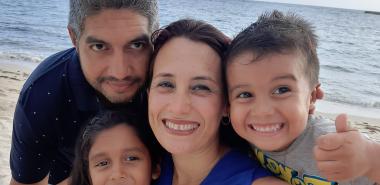 Yanio Hernández Heredia encontró en la UCI un hogar en el que se formó y creó su familia. Foto: Cortesía del entrevistado.