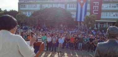 La Dra.C. Miriam Nicado García, rectora de la UCI, recordó que cada septiembre la Universidad se llena de sueños, fiel a la idea de Fidel de hacer de la Informática una de las principales fuentes de desarrollo de nuestro país