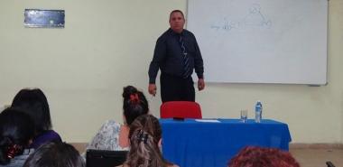 Dr. Tamayo Turcios  delivered a lecture on drug prevention at UCI