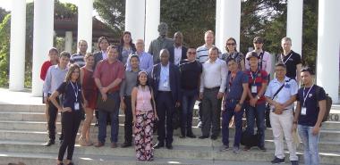 Before going on a tour of the university campus, the delegates to Universidad 2018 wanted to take the traditional photograph of themselves in Mella Square