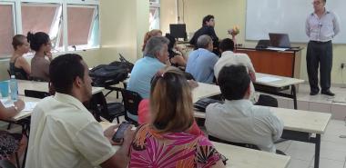 El ingeniero ecuatoriano Luis Esteban Peñaherrera Sandoval compartió sus experiencias en torno a la guía de arquitectura empresarial para la gestión de organizaciones orientadas a proyectos