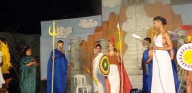 Celebra la Facultad 2 su festival de música y danza.
