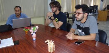 Especialistas y estudiantes vinculados al Cegel dialogaron sobre la amplia gama de productos informáticos en las que se encuentran trabajando.