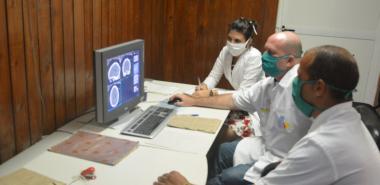 Especialistas de instituciones médicas de Pinar del Río, disponen de imágenes médicas mediante XAVIA PACS