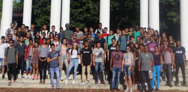 Visitaron los estudiantes de nuevo ingreso de la Facultad 2 sitios históricos y culturales de la Universidad