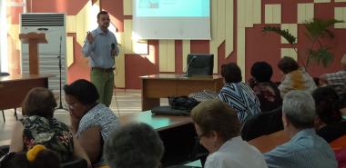 Sobre la Formación del ingeniero en ciencias informáticas, sus retos y perspectivas, versó la conferencia inaugural de la III Jornada Científico-Metodológica, dictada por el Profesor Titular de la UCI, Dr.C. Adolfo Díaz Sardiñas