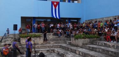 Rindió tributo la UCI al Comandante eterno de la Revolución Bolivariana, Hugo Chávez Frías