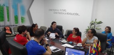 Taller científico estudiantil con la participación de estudiantes extranjeros de nuestra Universidad.