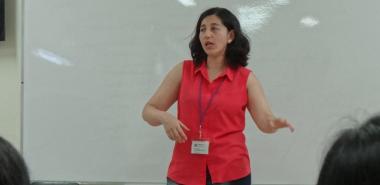 La profesora chilena MSc. Ana María Ruíz Toledo comentó que la experiencia con Kahoot motiva a los estudiantes a estudiar por medio de la aplicación