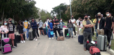 Jóvenes voluntarios