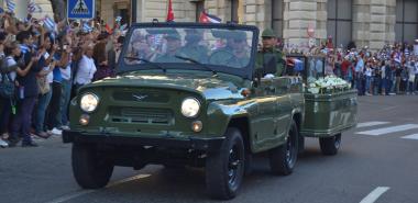 Fidel “navega” hacia la eternidad