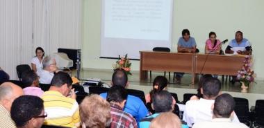 En el panel sobre medios de comunicación y redes sociales.